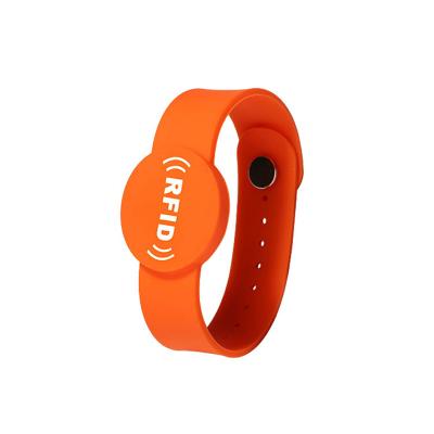 Adjustable 13.56MHz RFID Silicone Wristbands For Events