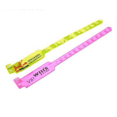 13.56Mhz Disposable Soft PVC RFID Wristband For Events