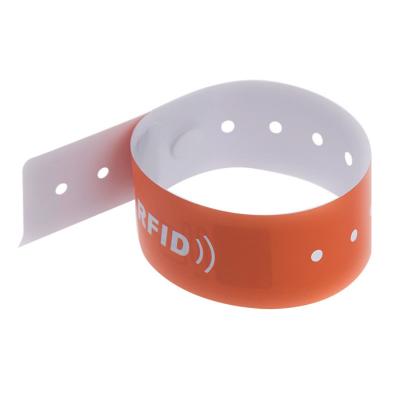 13.56MHz Disposable PVC NFC Wristbands For Payment